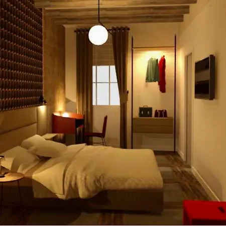 Madali And Готель