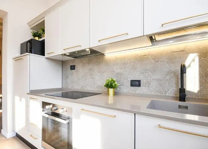 Madali And * 브레시아