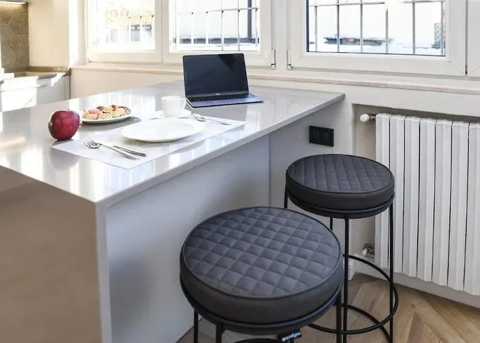 Hotel Madali And Brescia