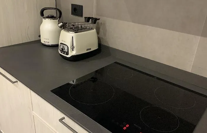 Madali And Hotel Brescia